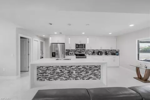 Kitchen - 7789 17th Ter, Labelle, FL 33935 photo 1 of 4
