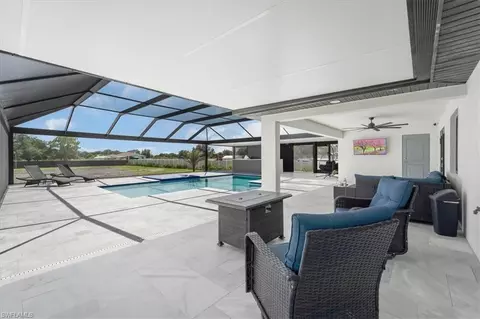 Exterior - 7789 17th Ter, Labelle, FL 33935 photo 4 of 10