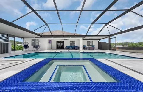 Exterior - 7789 17th Ter, Labelle, FL 33935 photo 6 of 10