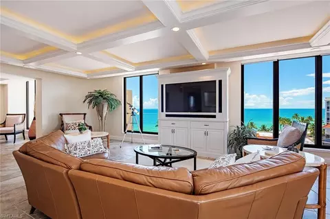 3215 Gulf Shore Blvd N #5N, Naples, FL 34103