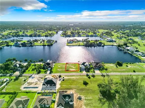 2833 NW 45th Ave, Cape Coral, FL 33993