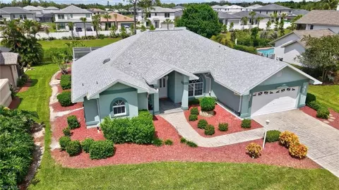 6549 Willow Lake Cir, Fort Myers, FL 33966