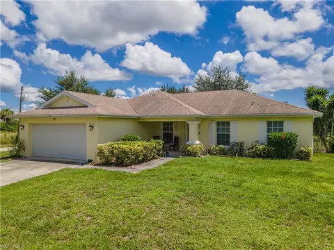 3729 Kenyon St, Fort Myers, FL 33905