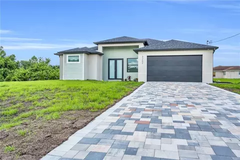 3205 21st St SW, Lehigh Acres, FL 33976