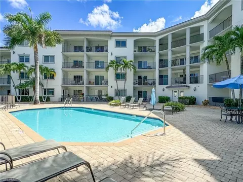 1100 Pine Ridge Rd # 201B, Naples, FL 34103