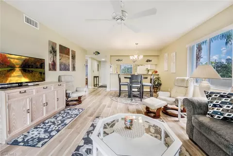 7360 Glenmoor Ln #4201, Naples, FL 34104