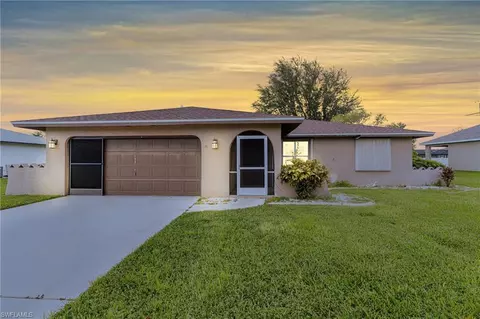135 SE 5th St, Cape Coral, FL 33990