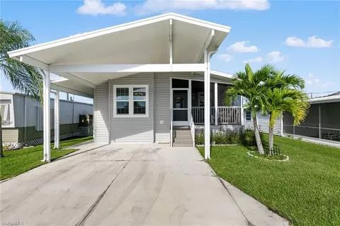 20660 Garden Dr, Estero, FL 33928