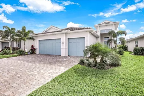 9288 Cayman Dr, Naples, FL 34114