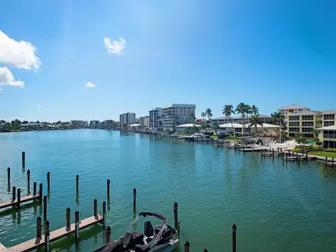 View/Area - 222 Harbour Dr #311, Naples, FL 34103 photo 1 of 7