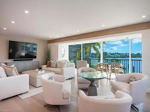 Living - 222 Harbour Dr #311, Naples, FL 34103 photo 2 of 3