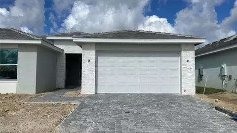 9009 Wisteria Way, Naples, FL 34114
