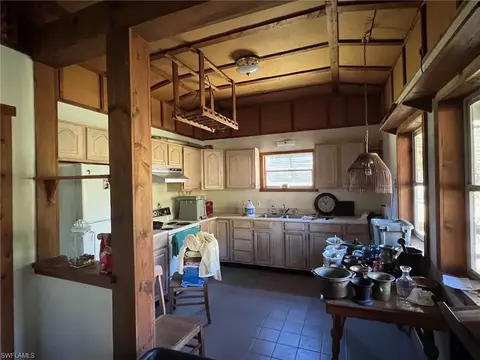 1603 Tom Coker Rd, Labelle, FL 33935 photo 2
