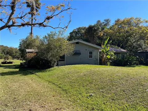 1603 Tom Coker Rd, Labelle, FL 33935 photo 9