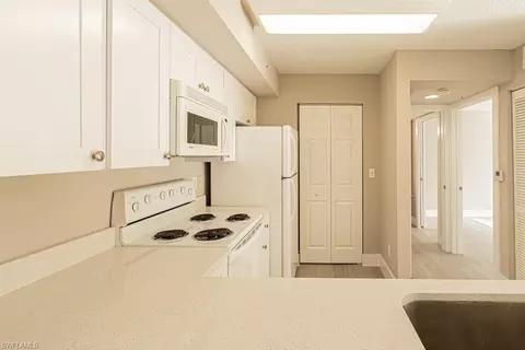 1280 Wildwood Lakes Blvd #108, Naples, FL 34104 photo 17