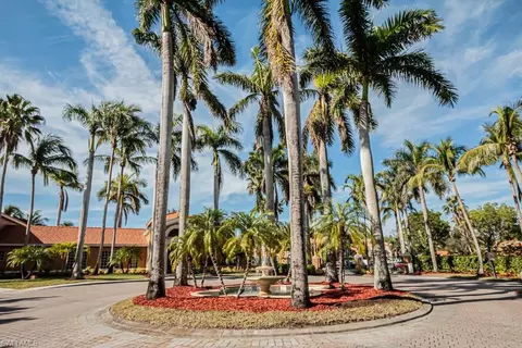 1280 Wildwood Lakes Blvd #108, Naples, FL 34104 photo 30