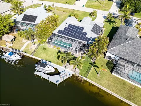 2546 SW 30th St, Cape Coral, FL 33914