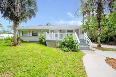 1170 21st St SW, Naples, FL 34117