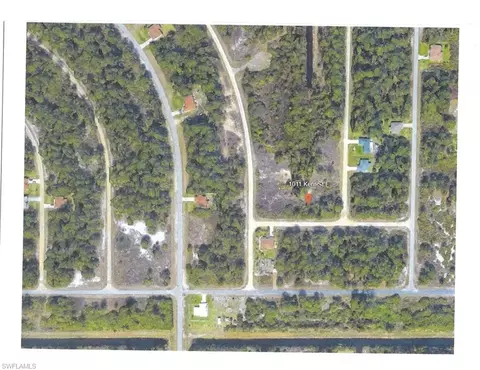 1011 Kent St E, Lehigh Acres, FL 33974