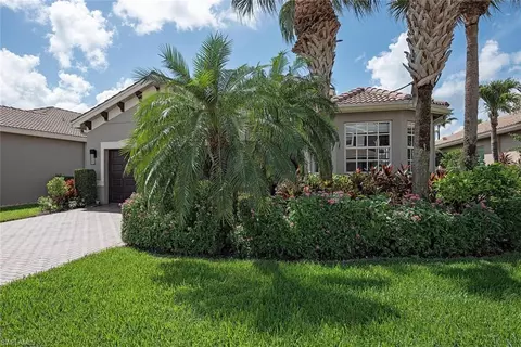 6622 Marbella Dr, Naples, FL 34105