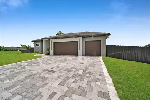 1325 NE 19th Pl, Cape Coral, FL 33909