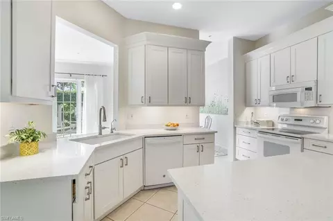 238 5th St S, Naples, FL 34102 photo 14