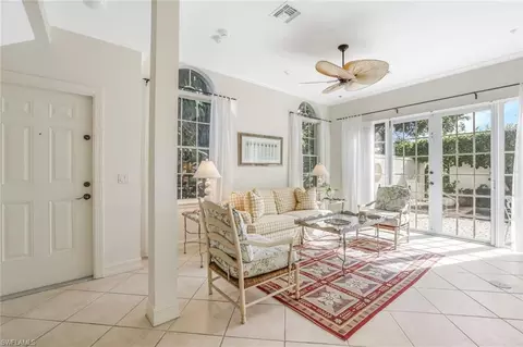238 5th St S, Naples, FL 34102 photo 3