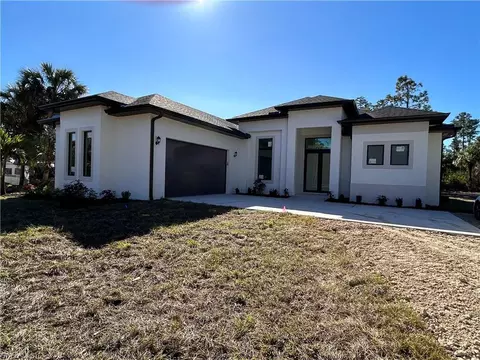 2728 54th Ave NE, Naples, FL 34120
