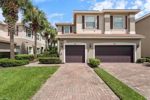 6533 Monterey Pt #101, Naples, FL 34105