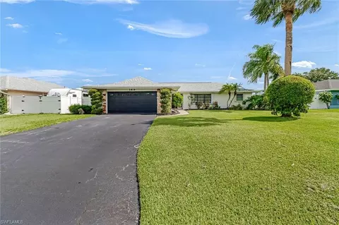 169 Wickliffe Dr, Naples, FL 34110