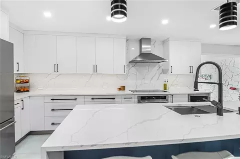 169 Wickliffe Dr, Naples, FL 34110 photo 8