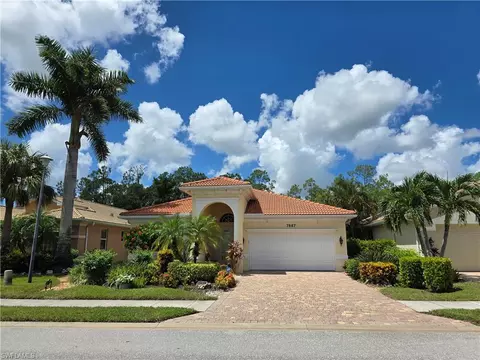 7887 Martino Cir, Naples, FL 34112