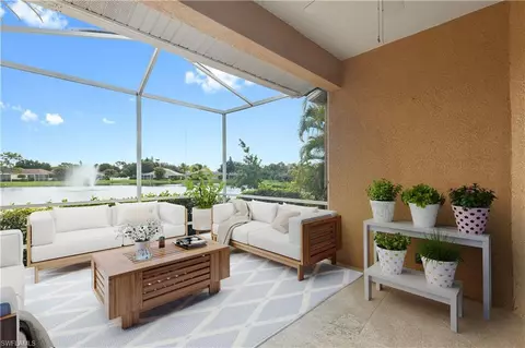 15112 Sterling Oaks Dr, Naples, FL 34110