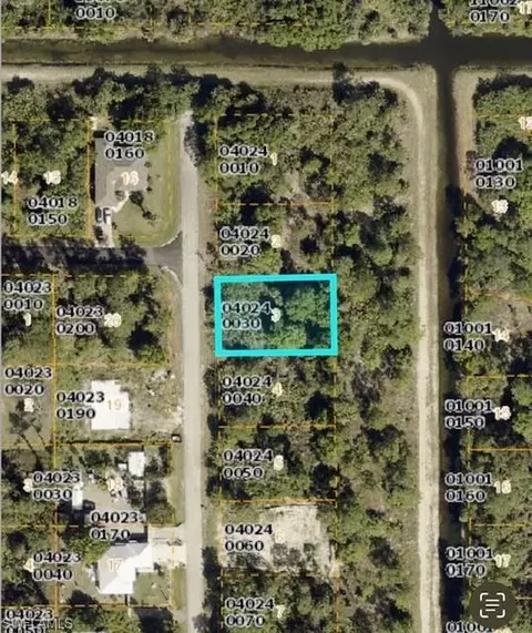 305 Long Ave S, Lehigh Acres, FL 33974