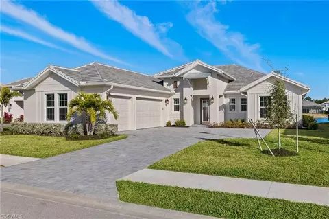 14233 Laguna Springs Ln, Naples, FL 34114