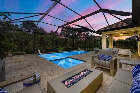 7256 Live Oak Dr, Naples, FL 34114