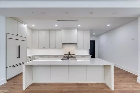Kitchen - 82 9th St S #202, Naples, FL 34102 photo 2 of 3