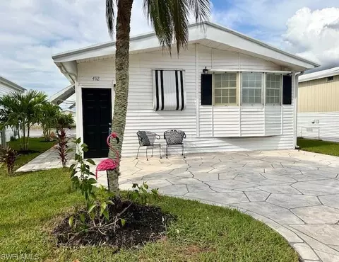 492 Cheetah Dr #492, Naples, FL 34114