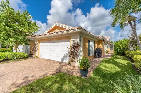 7835 Ionio Ct, Naples, FL 34114