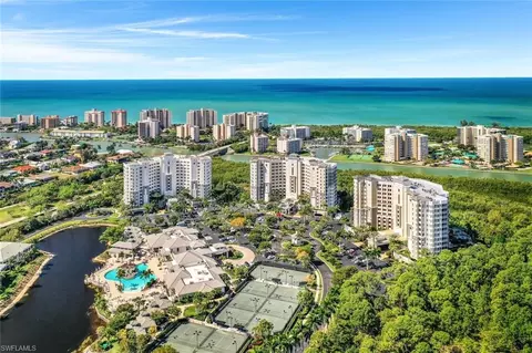 325 Dunes Blvd #307, Naples, FL 34110