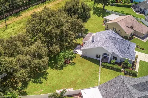 9041 Lightning Bug Ct, Fort Myers, FL 33919