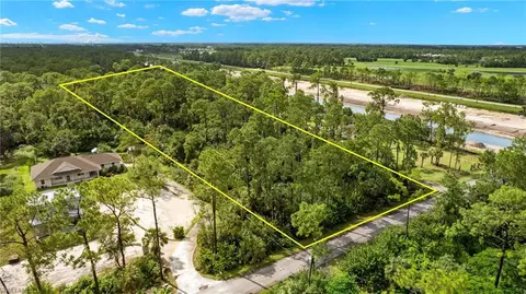715 25th St NW, Naples, FL 34120
