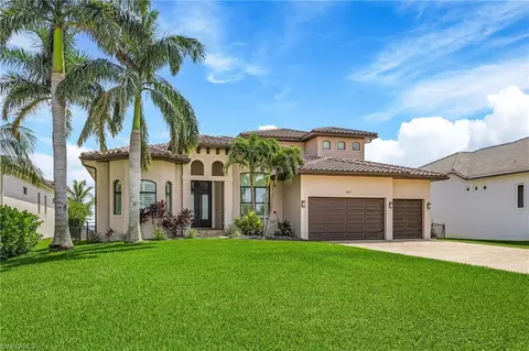 3623 SE 21st Pl, Cape Coral, FL 33904