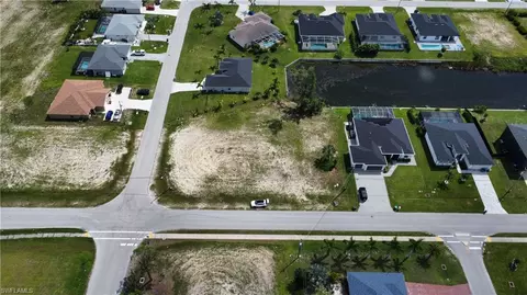820 SW 28th St, Cape Coral, FL 33914