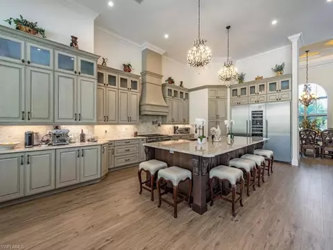 626 17th St SW, Naples, FL 34117