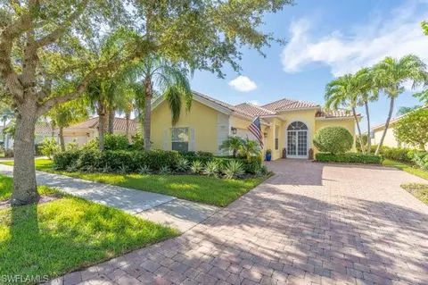 7930 Valentina Ct, Naples, FL 34114