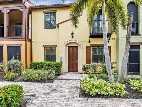 9066 Albion Ln N #5103, Naples, FL 34113