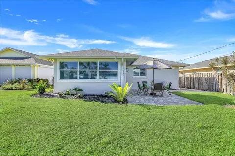 Exterior - 573 98th Ave N, Naples, FL 34108 photo 6 of 8
