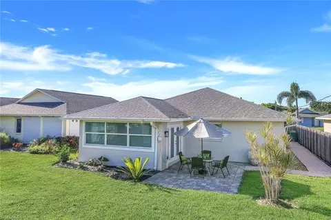 Exterior - 573 98th Ave N, Naples, FL 34108 photo 4 of 8