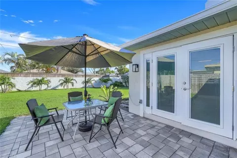 Exterior - 573 98th Ave N, Naples, FL 34108 photo 5 of 8